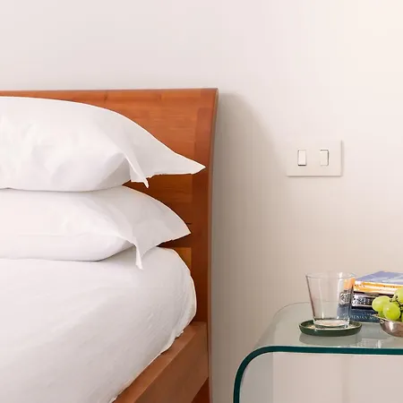 Apartment 2-bedroom In Monti Rom